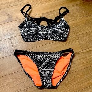Xhiliration Print Bikini